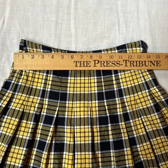 Forever 21 Skirt - Picture 5 of 6